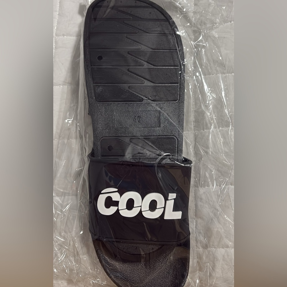 Official Cool Kicks LA Slides Men’s Size 14